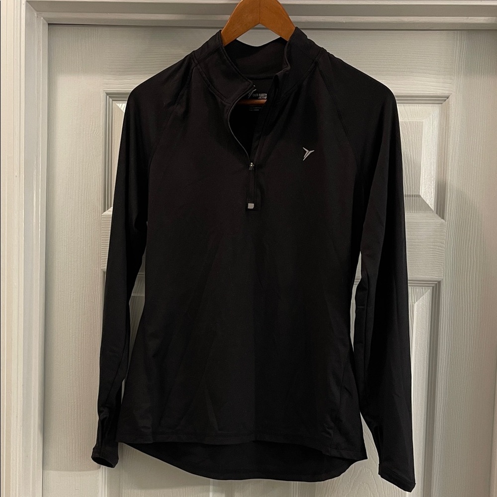 Old Navy Active Black Performance Pullover Medium